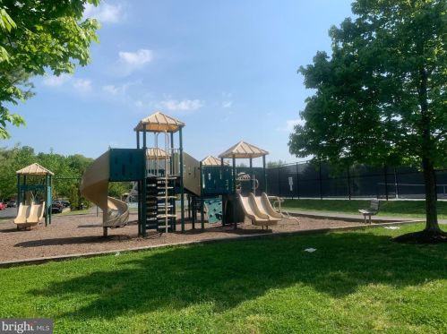 13504 Hayworth Dr, Rockville MD  20854-6395 exterior