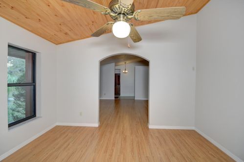 5406 Palmetto Dr, Fort Pierce FL 34982-7481 exterior