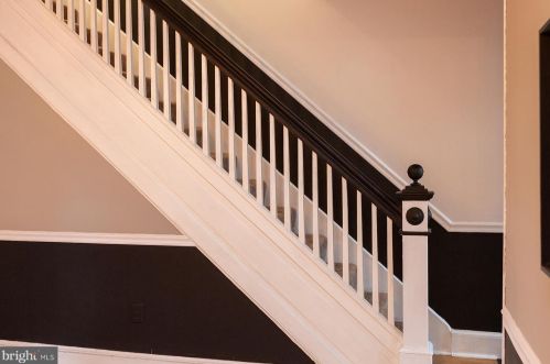 249 New Holland Ave, Lancaster PA 17602-2301 exterior