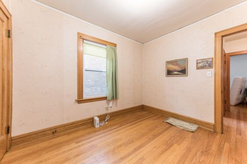 3657 Artesian Ave, Chicago IL 60645-5301 exterior