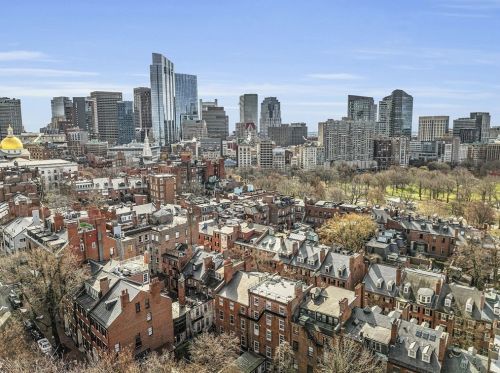 11 Chestnut St, Boston MA exterior