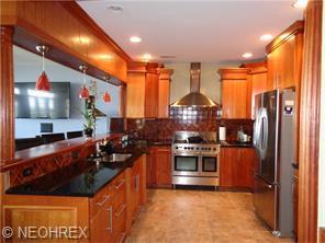 23804 Cliff Dr, Cleveland OH  44140-2907 exterior