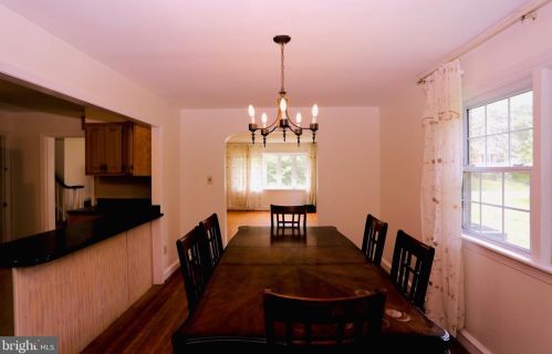 205 Governors Dr, Media PA 19086-6622 exterior