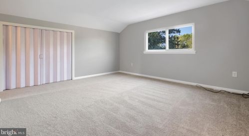 413 49th St, Camden NJ  08110-3910 exterior