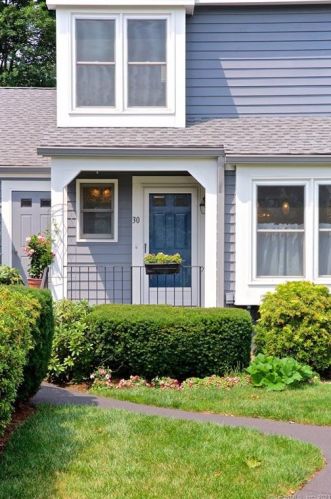 30 Fawn Ridge Ln, Wilton CT 06897-4434 exterior