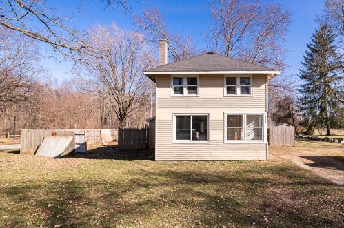 524 Forrest St, Wayland MI 49348-1198 exterior