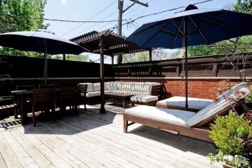 5048 Oakley Ave, Chicago IL 60625-1830 exterior