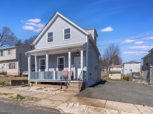 41-51 13th St, Paterson, NJ 07506-3722