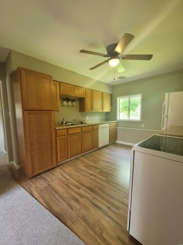 1095 Shr Dr, Catawissa MO 63015-1122 exterior