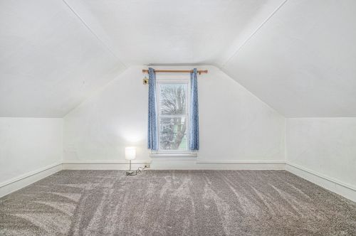 1310 Mcreynolds Ave, Grand Rapids MI 49504-3118 exterior