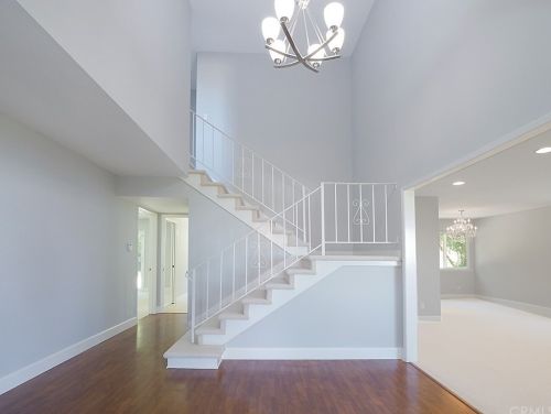 28520 Seamount Dr, Palos Verdes Estates, CA 90275-4752