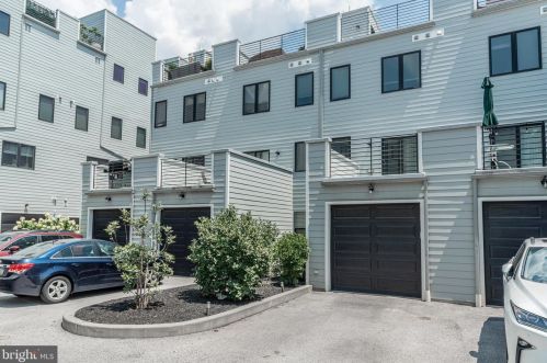 1348 Mascher St, Philadelphia PA 19122-3212 exterior