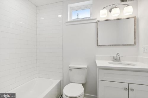 1524 18 St, Philadelphia PA 19146-4612 exterior