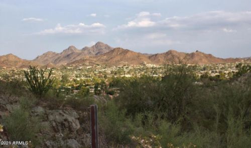 10410 Cave Creek Rd, Phoenix AZ  85020-1644 exterior