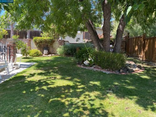 4252 El Cerrito Rd, Concord CA 94518-1812 exterior