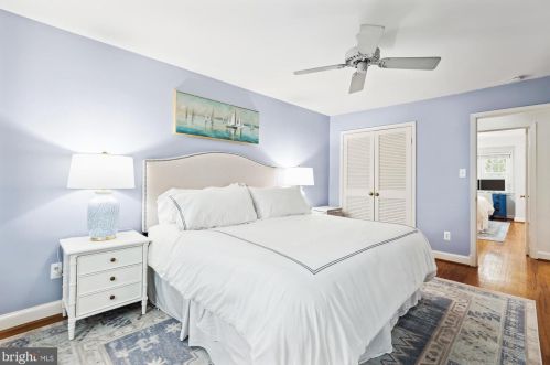 1715 Belle Haven Rd, Alexandria VA  22307-1223 exterior