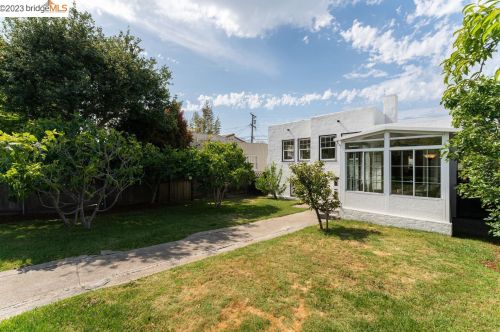 1384 Ada St, Berkeley CA 94703-1059 exterior