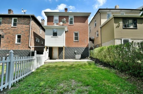 42 Queenston St, Pittsburgh PA 15210-4143 exterior