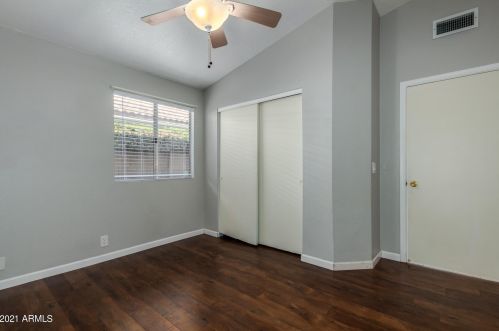 18611 43rd St, Phoenix AZ 85050-8805 exterior