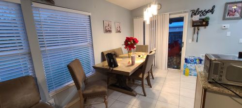 3185 Hambrick St, Fort Pierce FL  34953-4553 exterior