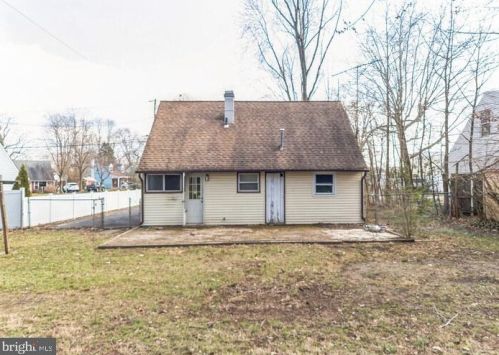 15 Dunmore Ave, Trenton NJ 08618-1937 exterior