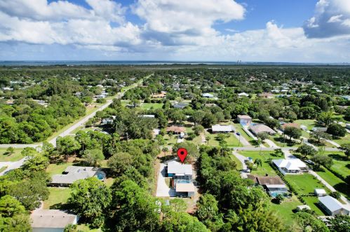 5409 Palmetto Dr, Fort Pierce FL  34982-7481 exterior