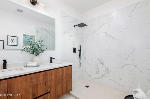 414 18th St, Tucson AZ 85745-3040 exterior