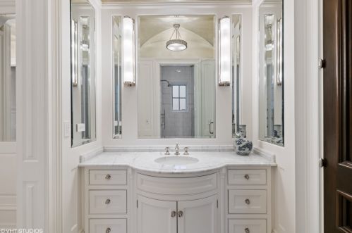 1845 Orch St, Chicago IL 60614-5106 exterior