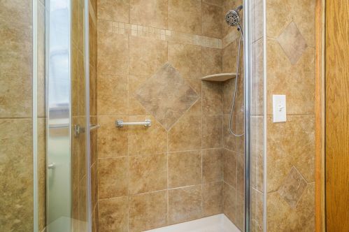 3660 Evaline Dr, Meskegon MI 49444-4133 exterior