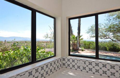 5837 Paseo Ventoso, Tucson AZ  85750-1131 exterior