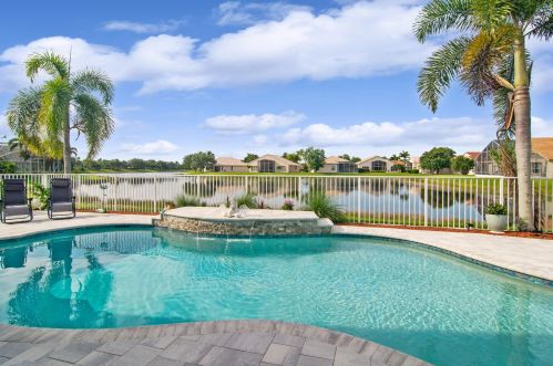 410 Aqua Vista Ln, Fort Pierce FL  34986-2645 exterior