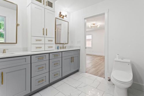 248 Holderness St, Atlanta GA  30314-3013 exterior