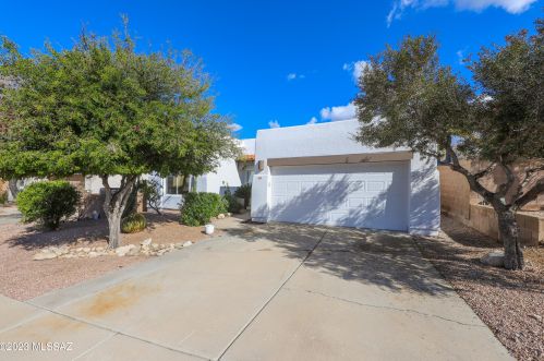6561 Shadow Bluff Dr, Tucson AZ  85704-6950 exterior