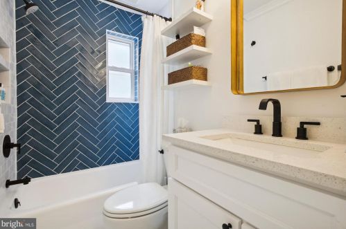 625 Alfred St, Alexandria VA  22314-1822 exterior