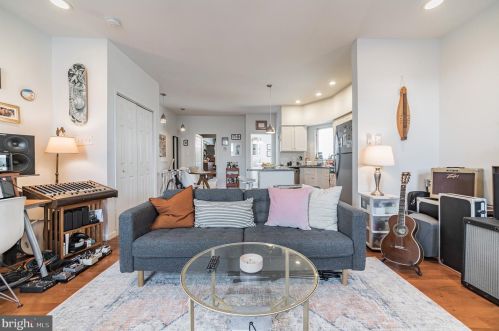 2346 Cumberland St, Philadelphia PA 19132-4119 exterior