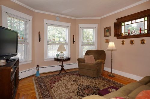 121 Hope Ave, Worcester MA 01603-2237 exterior