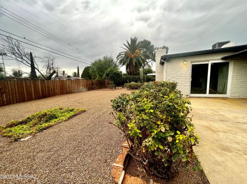 2520 Calle Cordova, Tucson AZ  85710-5732 exterior