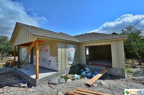 2230 Line Camp Trl, Spring Branch, TX 78070-4537