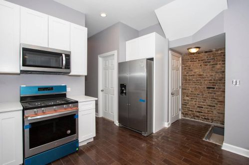 213 Leclaire Ave, Chicago IL 60639-3146 exterior