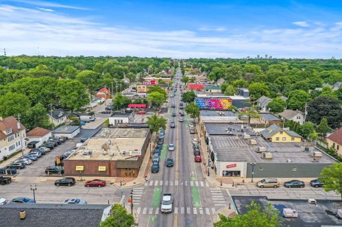 2854 Lefeber Ave, Milwaukee WI 53210-1142 exterior