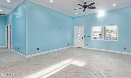 3638 61 Dr, Phoenix AZ 85033-4113 exterior