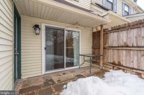 47 Orch Ct, Limerick PA 19468-2911 exterior