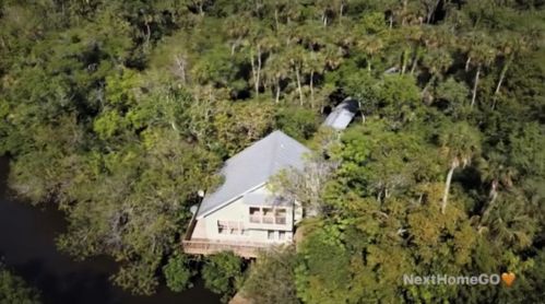 4851 River Pl, Fort Pierce, FL 34982-4145