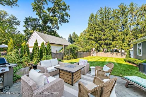 33 Park Ave, Locust NJ  07760-1523 exterior