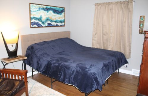 3933 54th St, Milwaukee WI  53216-2207 exterior