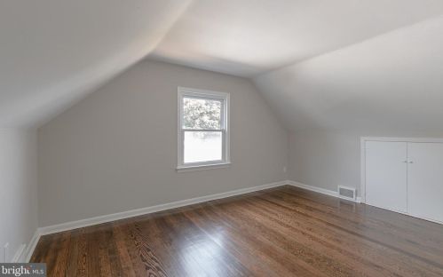 1871 Arena Dr, Trenton NJ 08610-2605 exterior