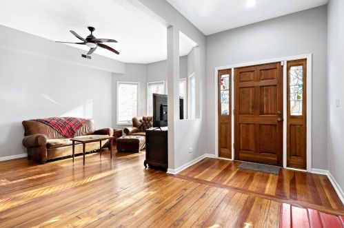 1410 Diversey Pkwy, Chicago IL  60614-1112 exterior