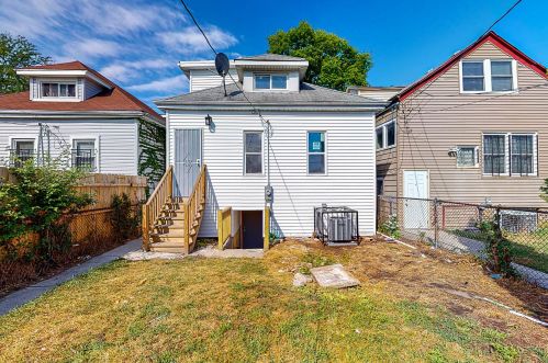 7821 Rhodes Ave, Chicago IL  60619-3013 exterior