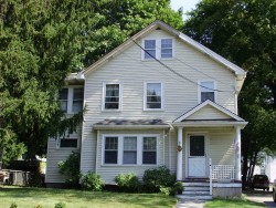 96 Walker St, Newton, MA 02460-1531