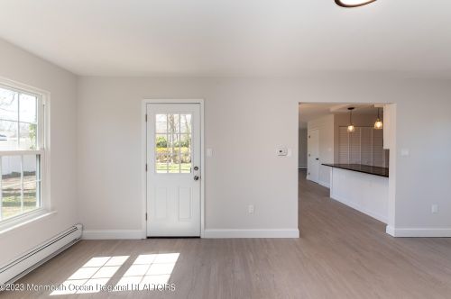 523 Holmes Ave, Lacey NJ  08731-1509 exterior